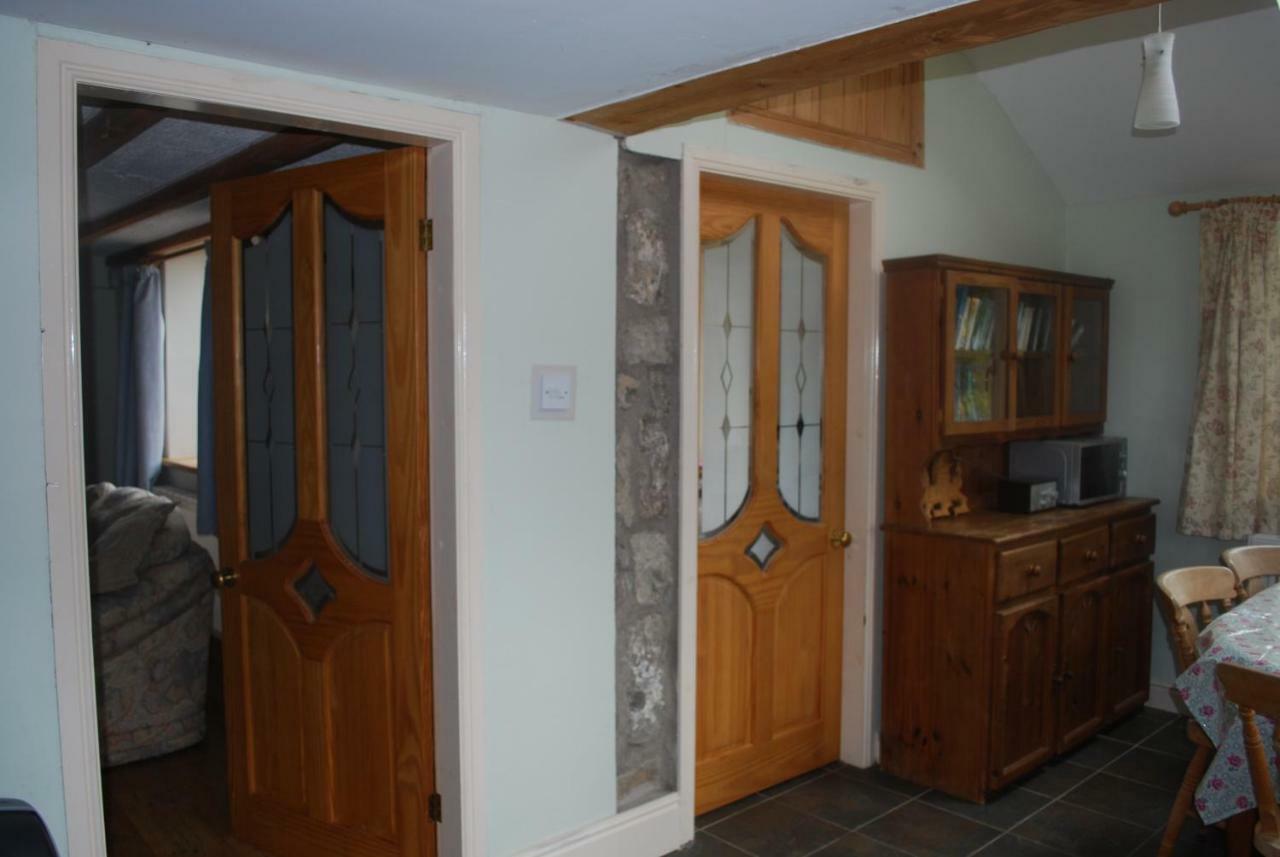 Villa Ty Gylfinir Llandegla Esterno foto