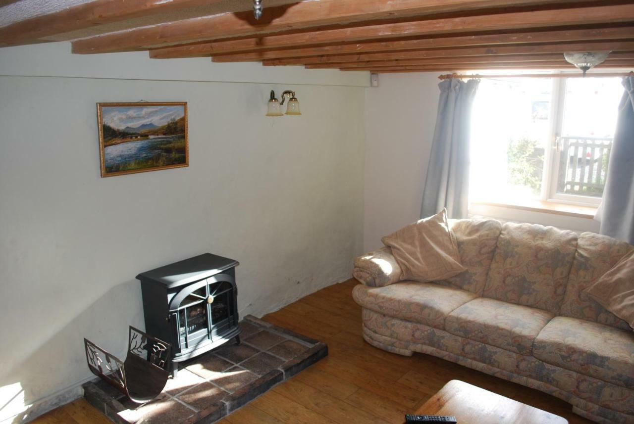 Villa Ty Gylfinir Llandegla Esterno foto