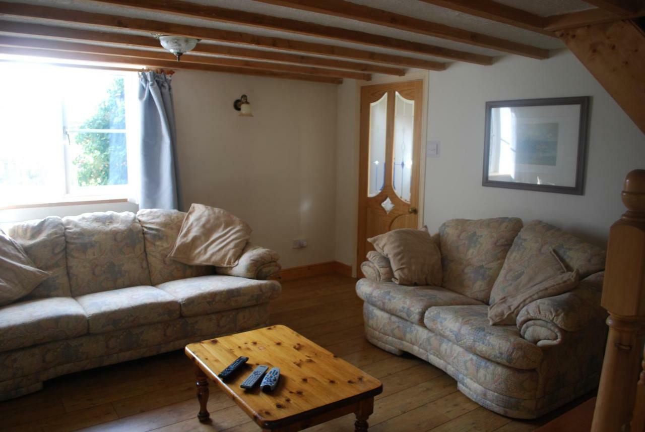 Villa Ty Gylfinir Llandegla Esterno foto