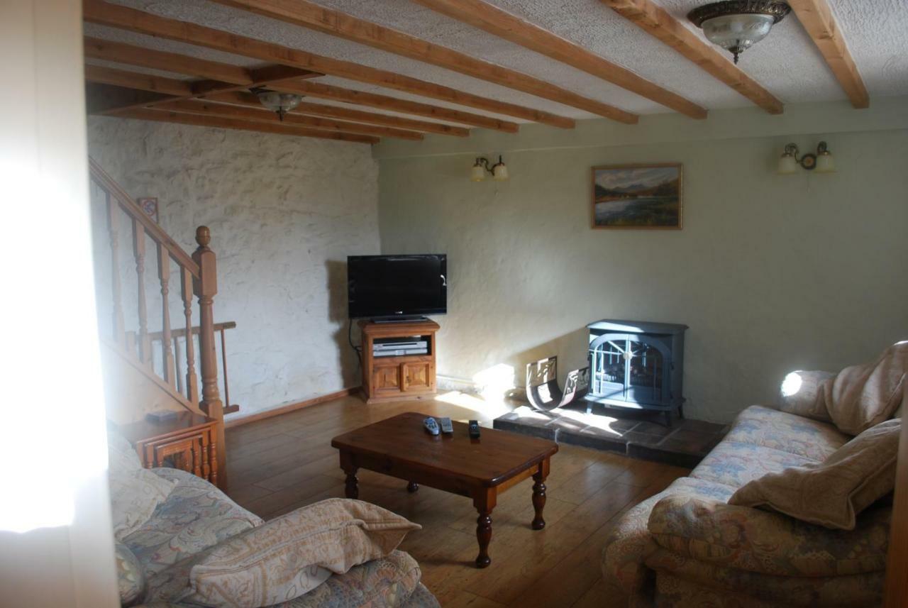 Villa Ty Gylfinir Llandegla Esterno foto