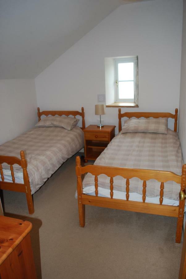 Villa Ty Gylfinir Llandegla Esterno foto
